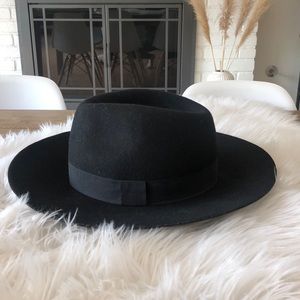 Black felt wide brim hat.